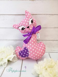 Ръчно изработено коте