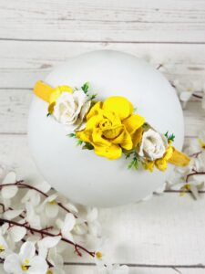 Ръчно изработена диадема с цветя