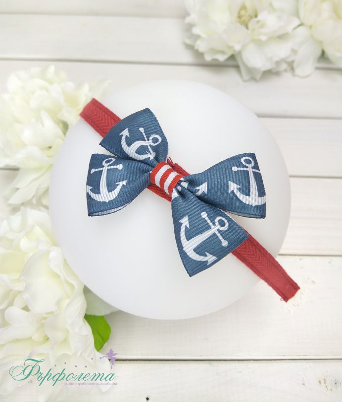 Ръчно изработена диадема с панделка Ръчно изработена диадема с панделка