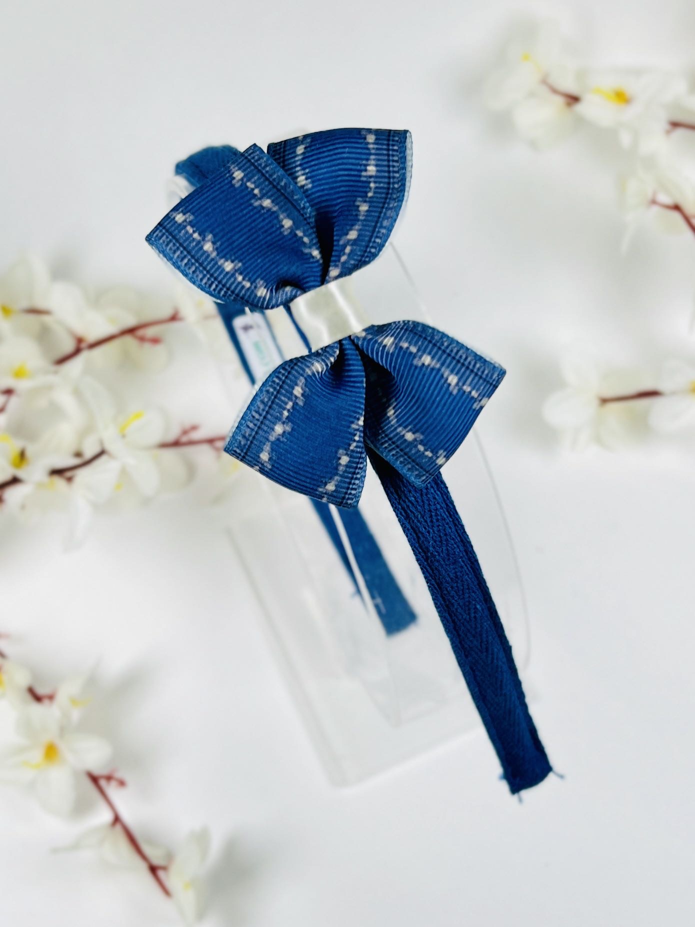 Ръчно изработена диадема Ръчно изработена диадема