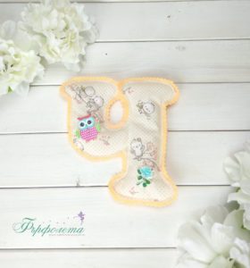 Букви от плат