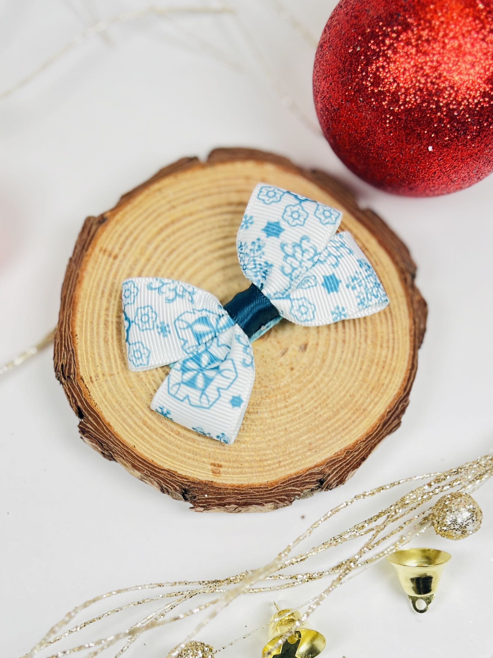 Коледна фиба