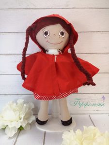 Ръчно изработена кукла