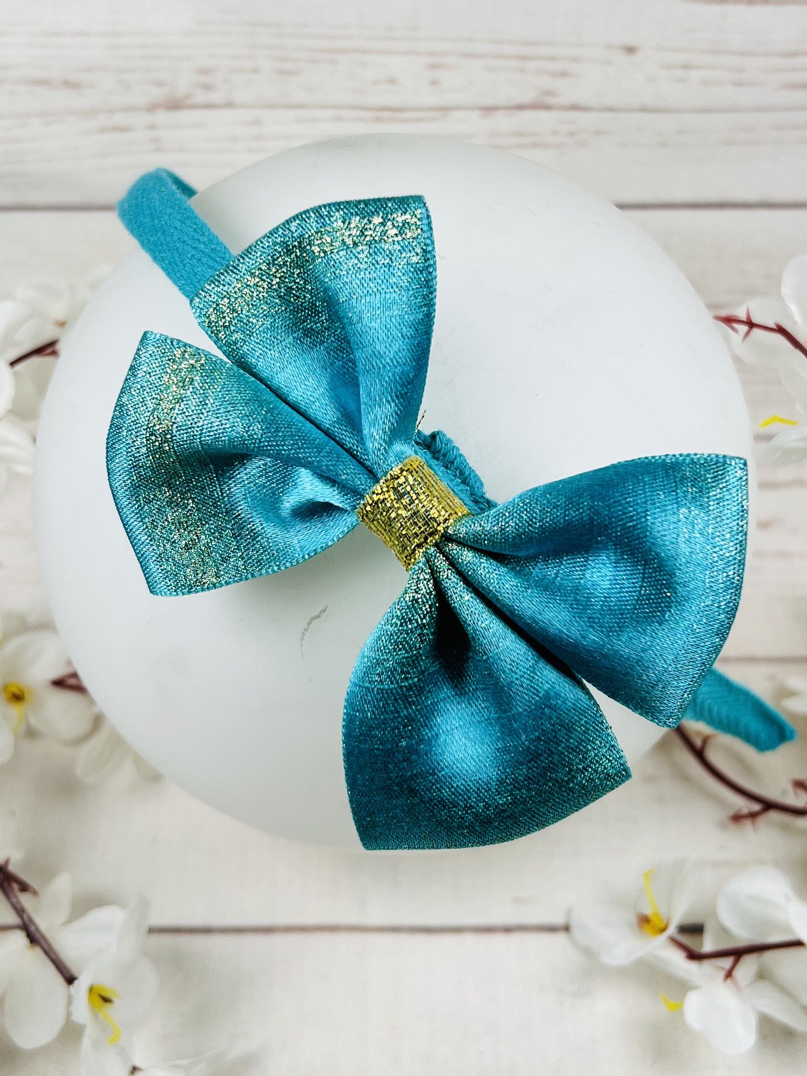 Диадема с панделка Диадема ръчна изработка