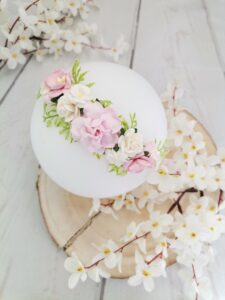 Ръчно изработена диадема с цветя