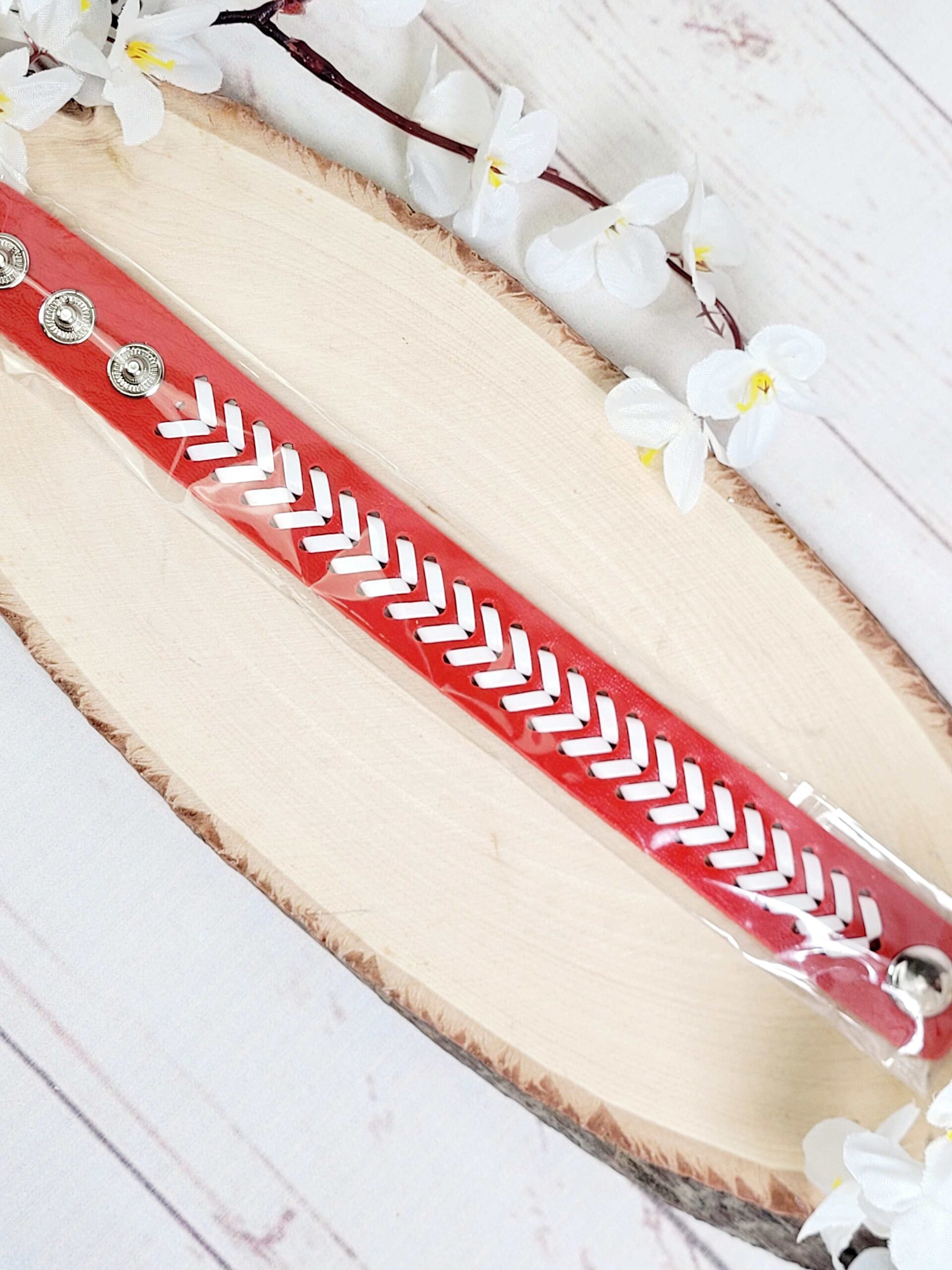 Мартеница мъжка гривна