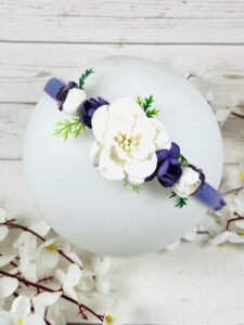 Ръчно изработена диадема с цветя