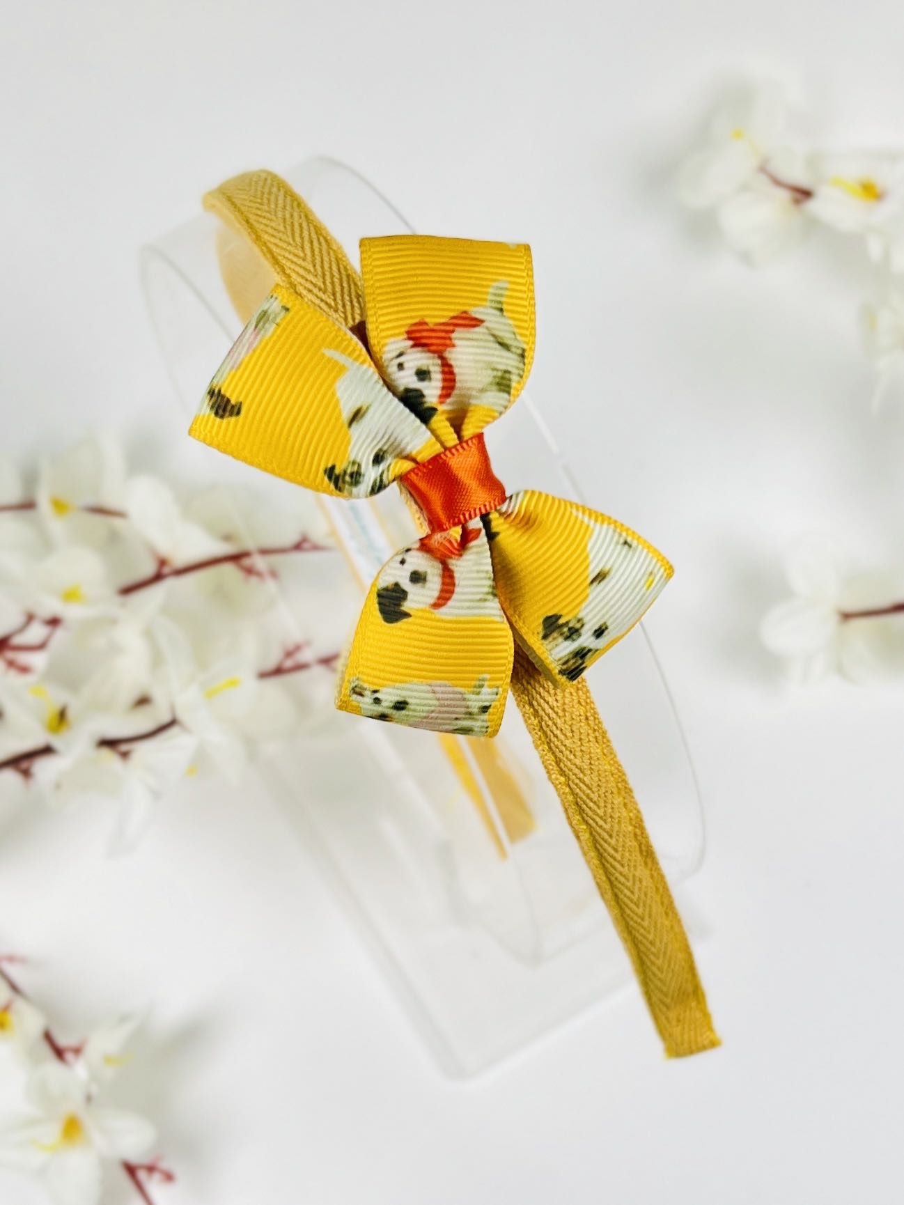 Диадема с панделка Диадема с панделка