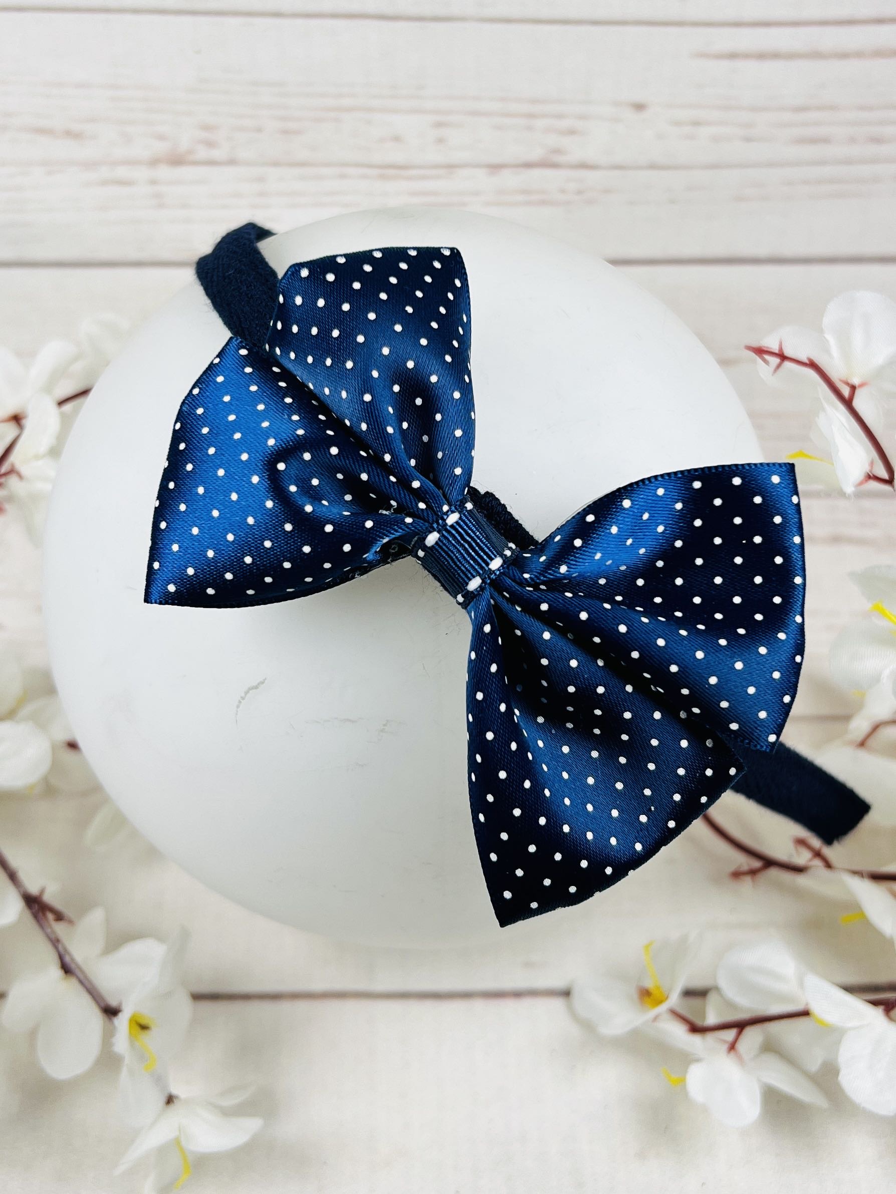 Ръчно изработена диадема Ръчно изработена диадема